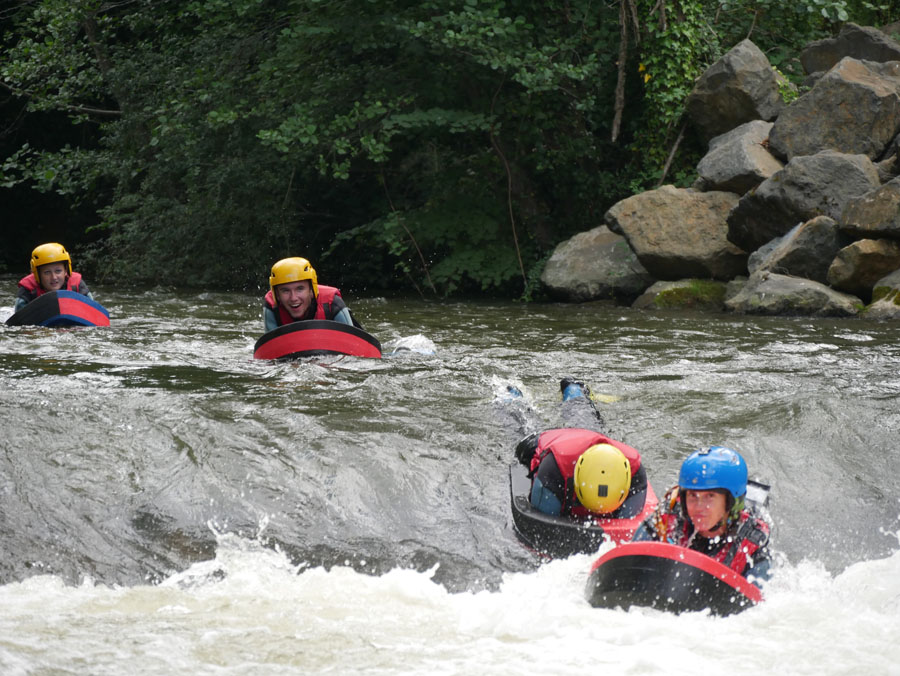 passage de toboggan en hydrospeed