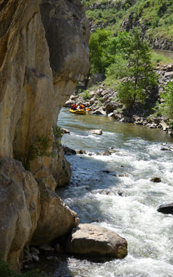 rafting pour EVJF rafting dans les gorges de pierre lys