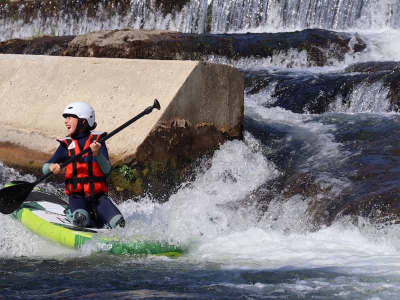 stand up paddle en riviere dans l'aude