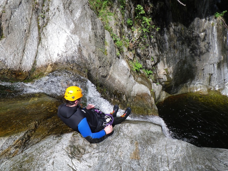 Sauts, rappels et toboggans terrain de jeu pour les amateurs de sensations fortes