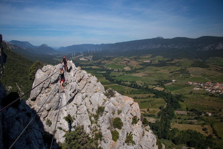 Découverte du tubing sur l'Aude en famille avec des enfants proche de Limoux