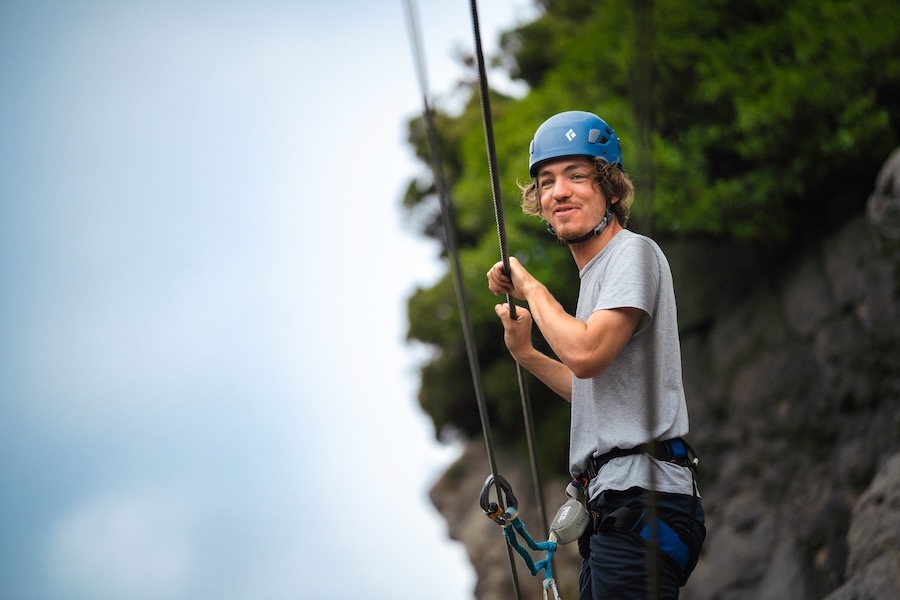 une des plus belle Via Ferrata des pyrenees , une aventure a faire entre amis sportif