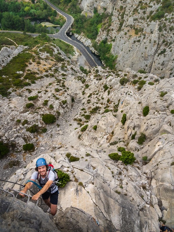 Via Ferrata, escalader les montagnes en sécurité à la frontière de l'aude et des pyrenees orientales